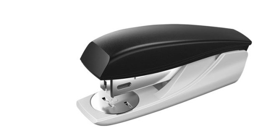 Agrafador Petrus 210 Cap.25fls (22/6-24/6-26/6) Preto (623366)